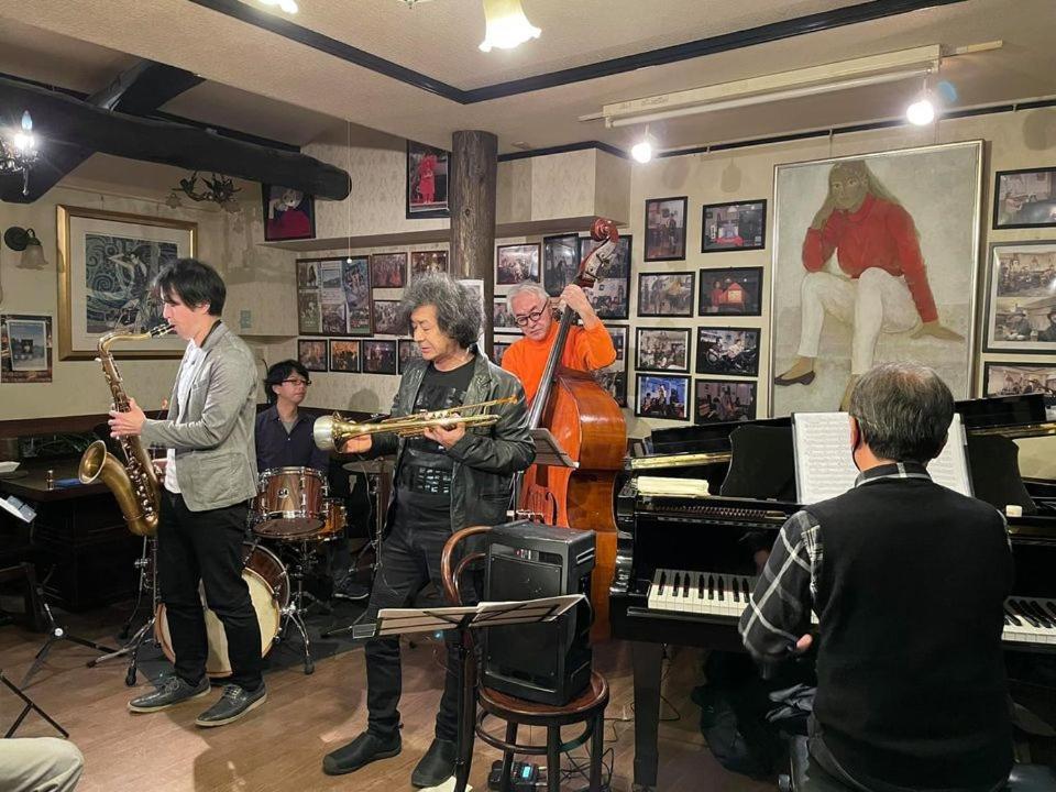 Готель Live Cafe Hisui No Umi Itoigawa Екстер'єр фото