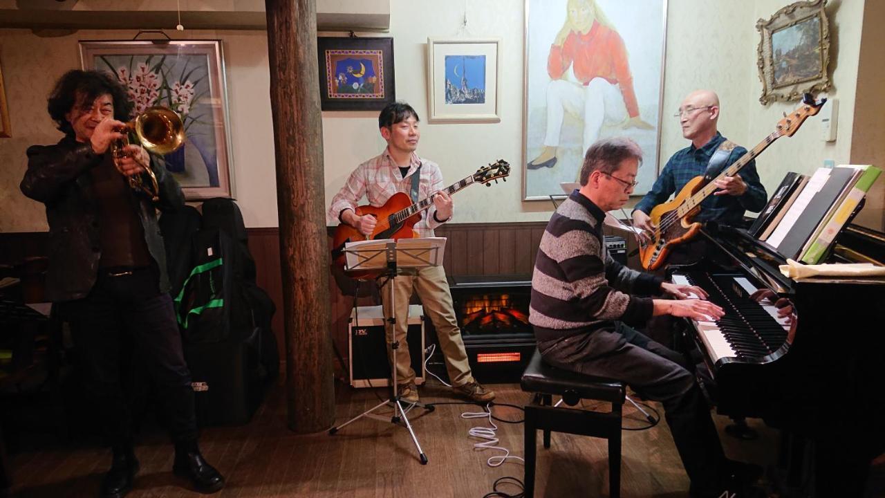 Готель Live Cafe Hisui No Umi Itoigawa Екстер'єр фото